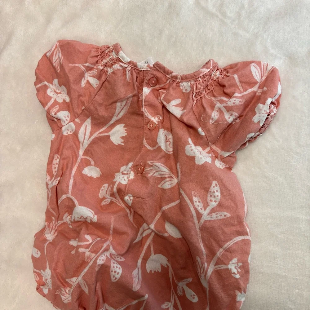 Carter's Romper & matching Sun Hat Set 12M Pink Floral